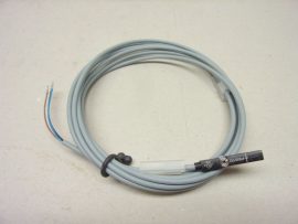 Festo SME-8M-DS-24V-E-2,5-0E, 543892, Hall szenzor, reed érzékelő, közelítéskapcsoló, pozíció érzékelő, végálláskapcsoló munkahengerekhez, 5...30 V DC/AC, 80 mA, sárga LED állapotjelző, 2,5m kábellel, Festo SME-8M-DS-24V-E-2,5-0E, 543892, Hall szenzor, reed érzékelő, közelítéskapcsoló, pozíció érzékelő, végálláskapcsoló munkahengerekhez, 5...30 V DC/AC, 80 mA, sárga LED állapotjelző, 2,5m kábellel,