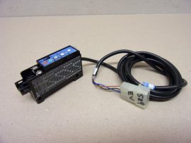 Keyence PS2-61 optikai érzékelő, fotoelektromos szenzor, fénykapu, fotocella, Erősítő egység, DC típus, NPN, fedőplexi nélkül, 12-24 VDC, 