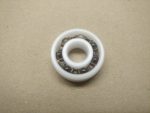   6000 KGK AKN, 10x26x8 mm, mindkét oldalt nyitott egysoros mélyhornyú xiros® B180 golyóscsapágy, poliamid kosárral, és üveg golyókkal (IGUS BB-6000-B180-10-GL)