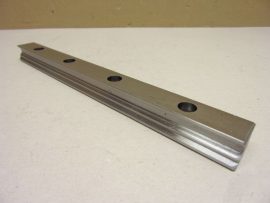 TKVD 25-G3/250 INA, 23x18,7x250 mm, Lineáris sín, 250mm hossz, 23mm szélesség, 18,7 mm magasság, 25-ös méret, 4 furattal 