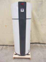 Metro Therm Microbooster V 190, 190 literes (víz/víz) hőszivattyú, meleg csapvízhez, használati melegvíz készítéséhez (HMV), 6257191601, 230VAC 1980W, elektromos fűtéssel, külső sérülés miatt féláron!