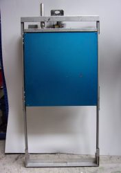 1 Tengelyes zsilip kapu, légtechnikai szabályozó zsalu, menetes orsós ajtó, elválasztó és/vagy határoló modul, 425x535mm, villanymotor nélkül, 1db. MEDER MK04 szenzorral