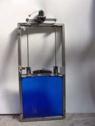 2 Tengelyes zsilip kapu, légtechnikai szabályozó zsalu, menetes orsós ajtó, elválasztó és/vagy határoló modul, 425x455 mm, Nema 23, 23HS30 2804S léptetőmotorral + 2db. MEDER MK04 szenzorral