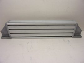 NC/CNC x-y-z tengelyhez alumínium tartókonzol, híd, áthidaló, lineáris pályához tartóidom, alumínium profil két derékszög idommal, 80x160x580mm aluprofil, 10mm nútokkal, NC/CNC x-y-z tengelyhez alumínium tartókonzol, híd, áthidaló, lineáris pályához tartóidom, alumínium profil két derékszög idommal, 80x160x580mm aluprofil, 10mm nútokkal,