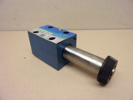 Mágnesszelep, útváltó 4/2 szelep, 350 bar, tekercs nélkül, Cetop3, használt, Vickers DG4V-3S-0B-M-U-H5-60 DG4V3S0BMUH560, H507848, 02-109039, xyz