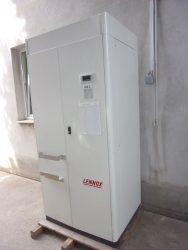 Lennox TFDR0201 (1) ipari klímaberendezés, kompresszor modul, levegő/folyadék hűtő, folyadékhűtő, hűtőteljesítmény 21,2 kW, folyadék hőmérséklet +30...-10 °C, Töltet: R407C/4,2 kg, Danfoss SZ084S4VC 