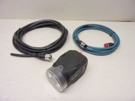 Keyence IV-500CA színes, automatikus fókuszú ipari kamera, OP 87454 Ethernet és OP 87441 I/O kábelekkel, 50–500 mm, 