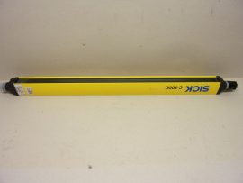 SICK C4000, C40S-0603DA010, 1018737, Biztonsági fényfüggöny, optikai fénysorompó adó, fénykapu, 0-21m hatótáv, 30mm felbontás, 600mm érzékelési hossz, Többsugaras munkavédelmi fénysorompó SICK C4000, C40S-0603DA010, 1018737, Biztonsági fényfüggöny, optikai fénysorompó adó, fénykapu, 0-21m hatótáv, 30mm felbontás, 600mm érzékelési hossz, Többsugaras munkavédelmi fénysorompó