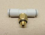   SMC KQ2T04-M6A pneumatikus push in gyorscsatlakozós T-idom, 2x4mm gyorscsatlakozó + M6 külső menet, 