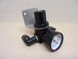 Pneumatikus nyomásszabályozó modul, manométerrel, 10mm csatlakozók, 10 bar mérőóra, xyz