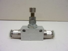 Bosch / Aventics 0821200008 Fojtó-visszacsapó szelep, 6mm-es push-in gyorscsatlakozókkal, CC01 sorozat, 130 l/min 0,5...10 bar, 