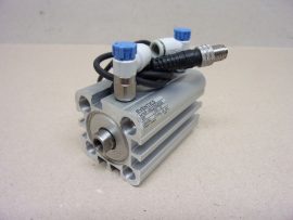 Aventics 0822392003 munkahenger, dugattyú Ø 25mm, lökethossz 20mm, 6mm csatlakozók, 2x 0830100435 szenzor, xyz