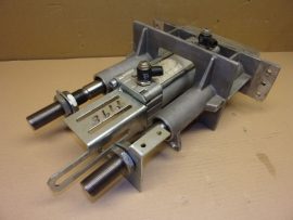 Bosch Rexroth 3842999678, Pneumatikus vezetett henger, lineáris egység, 63mm furat, 80mm löket, 10bar, 8mm csatl, 0822243003, 3842512290, 3842512291, HP 2 emelő pozicionáló egység, prés modul, 