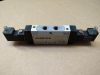 Mágnesszelep, Bosch Aventics R422102055, 2x 3/2 útszelep, NC/NC, 2x24VDC 2W, 2,5-10bar, G1/8", TC08 széria, 2db R422002365 mágnestekerccsel