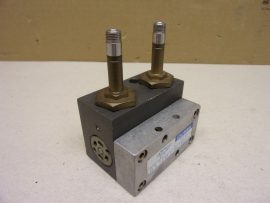 Festo JMF-4-1/8, 4556, 4/2 bistabil pneumatikus szelep, mágnestekercs nélkül, új, G1/8, NBR, 2 ... 8 bar 