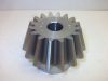 Acél, egyenes fogazású kúpfogaskerék, M5 Z16 R1/3, (C32A483, M501648, 32501316), 20 mm tengely, 89mm külső, 16 fog, derékszög hajtáshoz Acél, egyenes fogazású kúpfogaskerék, M5 Z16 R1/3, (C32A483, M501648, 32501316), 20 mm tengely, 89mm külső, 16 fog, derékszög hajtáshoz