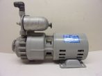   Mitsumi MSV-100-3 vákuumszivattyú, Matsushita Electric EM-DBF 200 V-os villanymotorral, 90 l/min, 5,4 m3/h, max. 730 mmHg, névleges: 600 mmHg, 3x 200-220VAC 50/60 Hz, 250W, használt