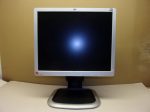   HP L1950g, 19" HPQ TFT LCD monitor, 48,5 cm (19"), Flat Panel 800:1, 300cd, 5ms, 5:4 képarány, SXGA 1280x1024 