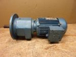   Sew-Eurodrive RF43DT80K4 hajtóműves villanymotor, 220/380V 0,55 kW 1380/72 rpm, keverőmotor, daráló motor 72 fordulat/perc kimenő fordulattal. 