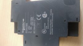 Schneider GVAU385 Feszültségcsökkenési kioldó modul, 380..400V 50Hz, GV2ME, GV2P, és GV3P motorvédő kapcsolókhoz, hőkioldókhoz, Thalassa, TeSys Deca termékcsalád, feszültségesés hatására kiold