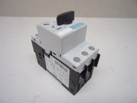 Siemens Sirius 3RV1021-1BA10, 3 fázisú hőkioldó, 1,4-2A, motorvédő kapcsoló, csavaros bekötés, S0 méretű megszakító motorvédelemhez, Siemens Sirius 3RV1021-1BA10, 3 fázisú hőkioldó, 1,4-2A, motorvédő kapcsoló, csavaros bekötés, S0 méretű megszakító motorvédelemhez,