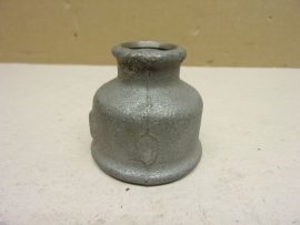 Horganyzott öntöttvas szűkített karmantyú, 1 1/4" - 1/2", 5/4"-1/2" BB, belső-belső menetes szűkítő idom, 