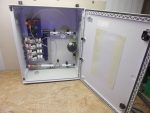   Mastop totaaltechniek bv, 4 körös vezérelhető adagoló rendszer 24V AC mágnesszelepekkel, ETATRON PKX-FT/A adagolószivattyúval, szűrővel, műanyag tokozatban, vegyszer/tápoldat adagoló, 4 kapcsolható kimenet, 23BRES65, 5 l/h, 5 bar 