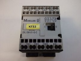 Mágneskapcsoló segédérintkezővel 24VDC, 3+1 pólusú 6,6A, 4kW, Moeller DIL EEM-01-G-C