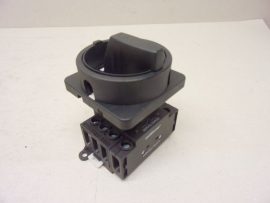 Salzer H233-SE1850 előlapba építhető 3 fázisú főkapcsoló, 4 pólusú, 690V AC-3: 5,5 kW, Be-Ki kapcsoló, beépíthető, ajtóra szerelhető, lakatolható, H233-41300-A02, 540152, 540059 Salzer H233-SE1850 előlapba építhető 3 fázisú főkapcsoló, 4 pólusú, 690V AC-3: 5,5 kW, Be-Ki kapcsoló, beépíthető, ajtóra szerelhető, lakatolható, H233-41300-A02, 540152, 540059