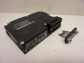 Ajtó biztonsági kapcsoló villával, Schmersal AZM 161SK-12/12RKA-024, 101166285 + AZM161-B6 aktuátor, 24V AC/DC, 230VAC/4A, IP67, Fmax.2000N, xyz