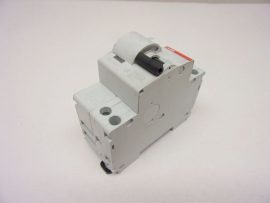 ABB DS951-A C10 UL - RCBO, 2CSR155117R1104, FI relé, érintésvédelmi relé, áramvédő kapcsoló, 2 pólusú, 1 fázisú, 1P+N 0,03 A 10 A, C karakterisztika, ABB DS951-A C10 UL - RCBO, 2CSR155117R1104, FI relé, érintésvédelmi relé, áramvédő kapcsoló, 2 pólusú, 1 fázisú, 1P+N 0,03 A 10 A, C karakterisztika,