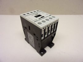 Eaton DILA-22, XTRE10B22F, 276399, mágneskapcsoló, kontaktor, 230VAC tekercs, 10A, 2NO+2NC, XT IEC vezérlő relé, csavaros bekötés, 6A 220/230/240V; 4A a 380/400/415V