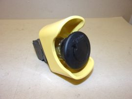 Telemecanique (Schneider Electric) fekete vészleállító nyomógomb, sárga védőkerettel, ZB4BZ009 gallérral + 2x ZBE-102 NC érintkező modullal, 22mm furatba, Telemecanique (Schneider Electric) fekete vészleállító nyomógomb, sárga védőkerettel, ZB4BZ009 gallérral + 2x ZBE-102 NC érintkező modullal, 22mm furatba,