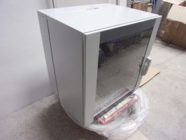 Rittal DK 7712.135, 7712135, 19" fali ház, 600x612x473 mm, szerverszekrény, EL fali ház, 3 részes, biztonsági üveggel, élénk szürke (RAL 7035), mélységében állítható, IP 55 védettség.