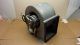 Nicotra DD 9/7 M946 1F 4P 1V, Egyfázisú kétoldalt szívó radiális ventillátor, 230V 50-60Hz 300W, 195mm kétoldali szívónyílás, 380x387x290mm, galvanizált acél váz és járókerék, 712197, 985707, 1500...2400 m3/h, 0...360 Pa, 11U07500, hővédelemmel. Nicotra DD 9/7 M946 1F 4P 1V, Egyfázisú kétoldalt szívó radiális ventillátor, 230V 50-60Hz 300W, 195mm kétoldali szívónyílás, 380x387x290mm, galvanizált acél váz és járókerék, 712197, 985707, 1500...2400 m3/h, 0...360 Pa, 11U07500, hővédelemmel.