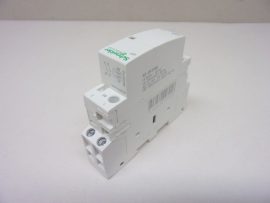 Schneider Electric A9C22712, ACTI9 iCT16A moduláris kontaktor, sínre pattintható 2 pólusú relé, 230VAC tekercs, 2x16A NO (alaphelyzetben nyitott érintkezők) Schneider Electric A9C22712, ACTI9 iCT16A moduláris kontaktor, sínre pattintható 2 pólusú relé, 230VAC tekercs, 2x16A NO (alaphelyzetben nyitott érintkezők)