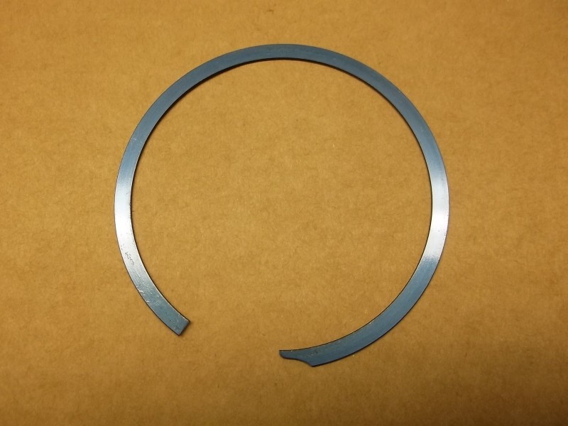 Seeger gyűrű, rögzítőgyűrű, feszítőgyűrű, 70-72mm tengelyre vagy 72
